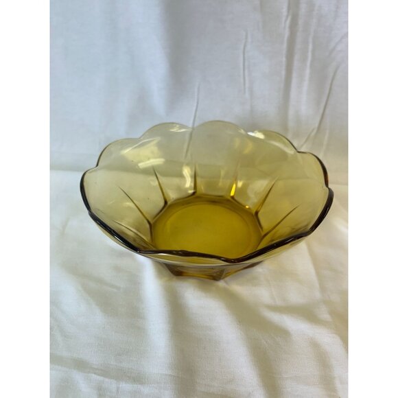 Vintage Amber Glass Scalloped Edge Bowl Decorative Dish 7" Diameter - Picture 1 of 2